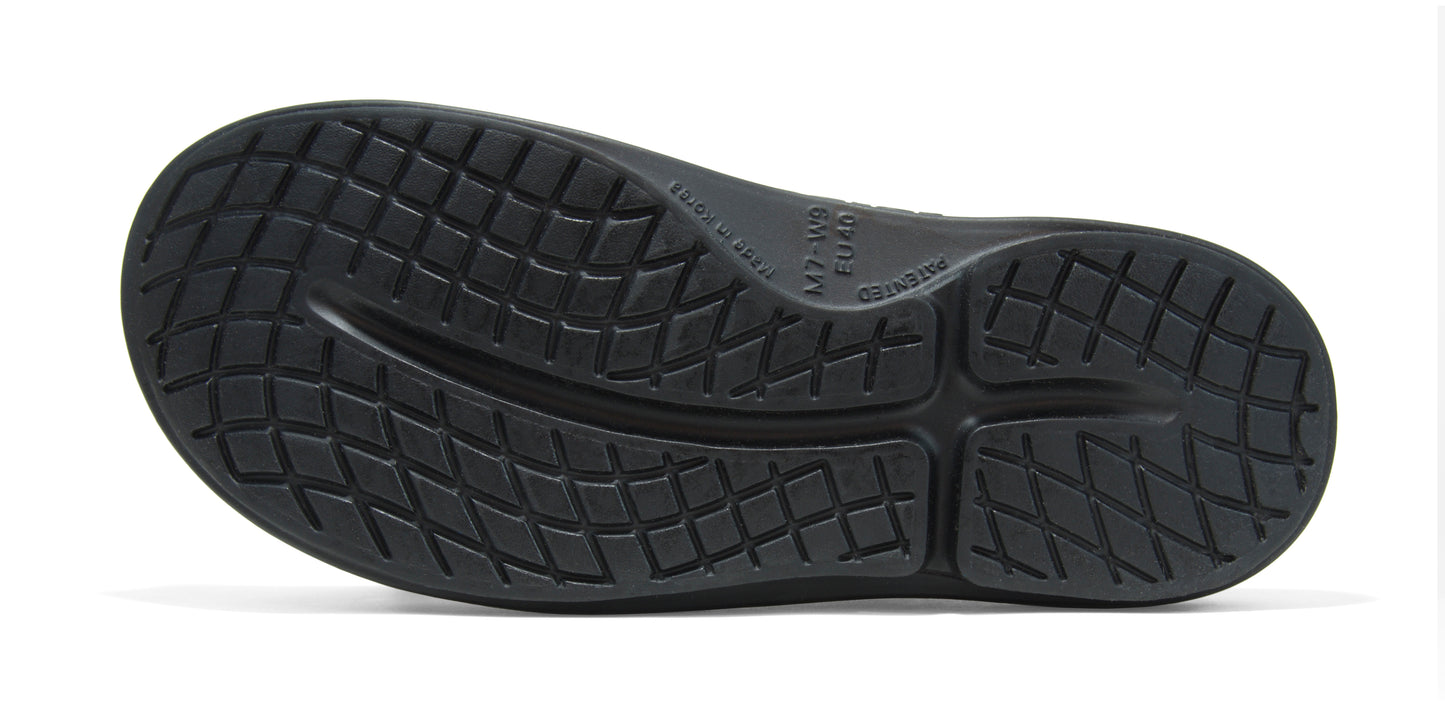 OOcloog - Black